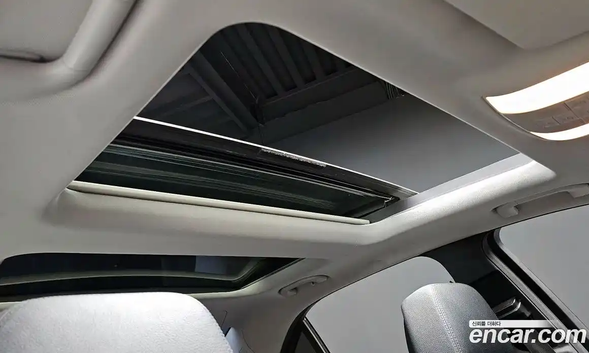 Mercedes-Benz E-Class 2012 3.5 Автомат в Москве № 207984, фото 19