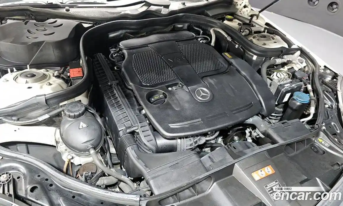 Mercedes-Benz E-Class 2012 3.5 Автомат в Москве № 207984, фото 20