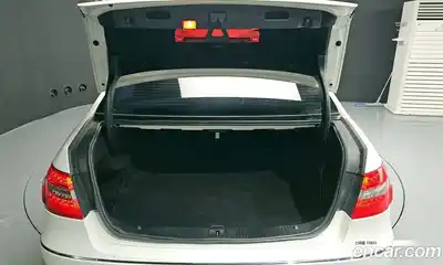 Mercedes-Benz E-Class 2012 3.5 Автомат в Москве № 207984, миниатюра 3