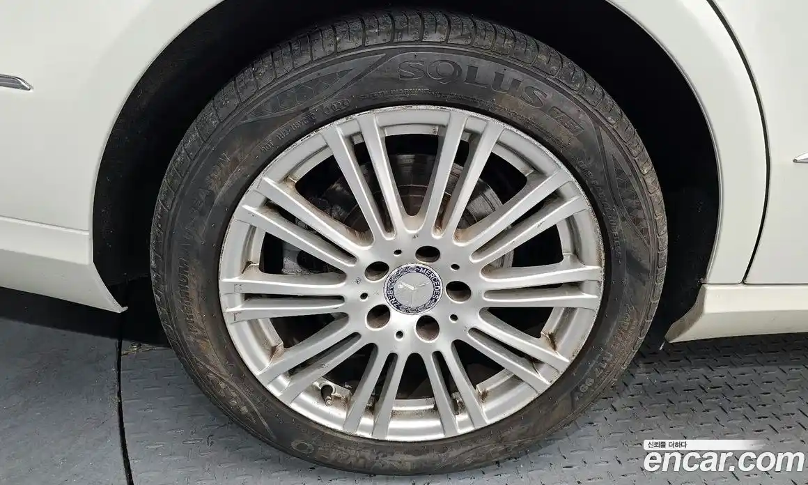 Mercedes-Benz E-Class 2012 3.5 Автомат в Москве № 207984, фото 5