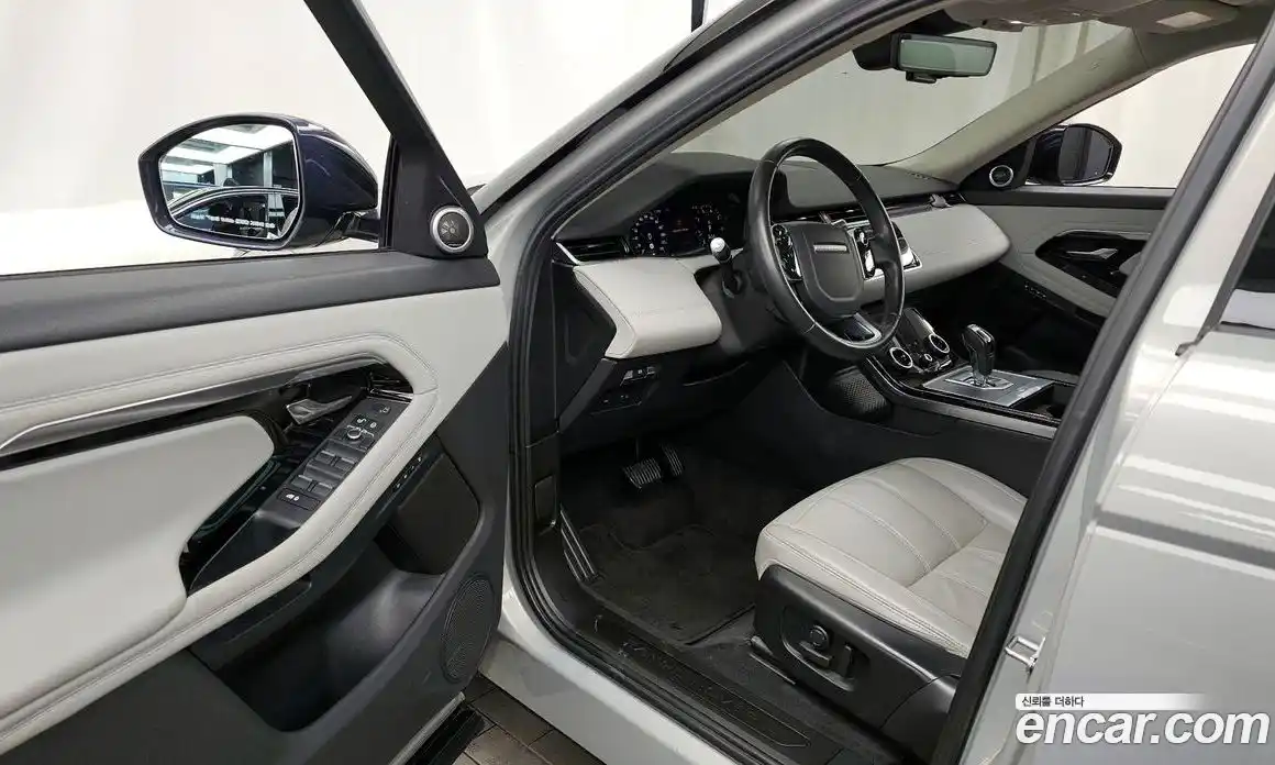 Land Rover Range-Rover Evoque 2020 2.0 Автомат в Москве № 213501, фото 13