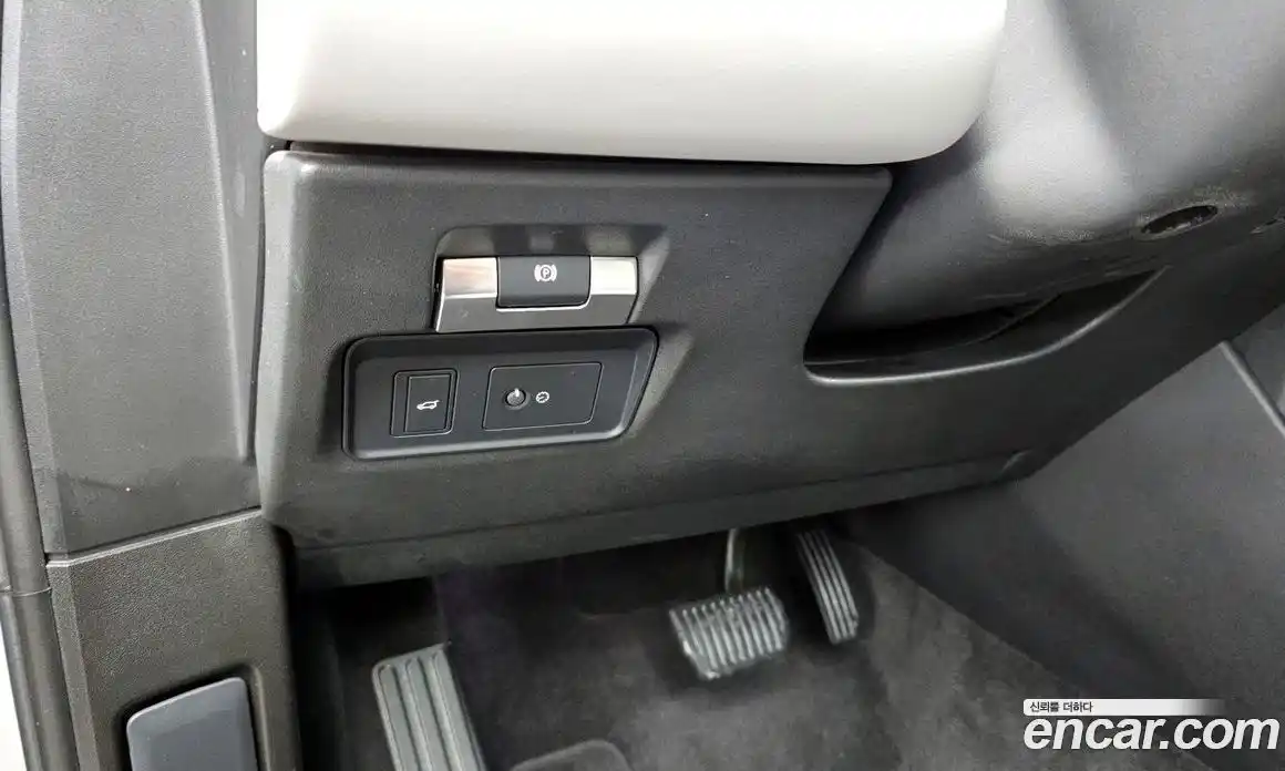 Land Rover Range-Rover Evoque 2020 2.0 Автомат в Москве № 213501, фото 16