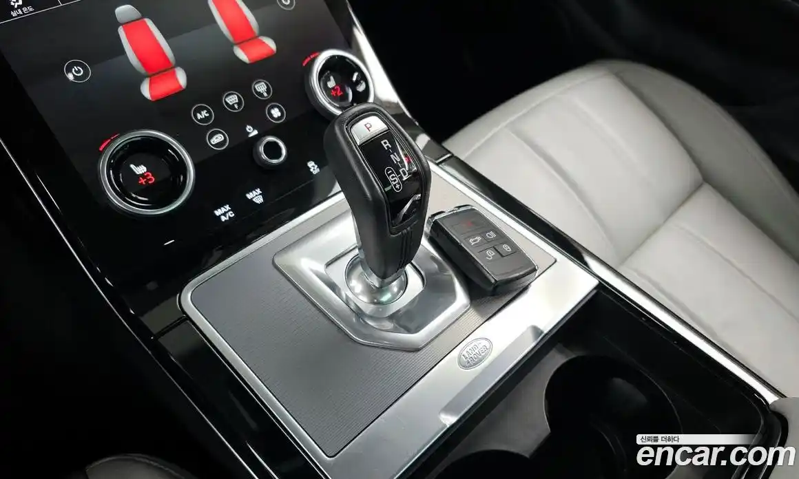 Land Rover Range-Rover Evoque 2020 2.0 Автомат в Москве № 213501, фото 20