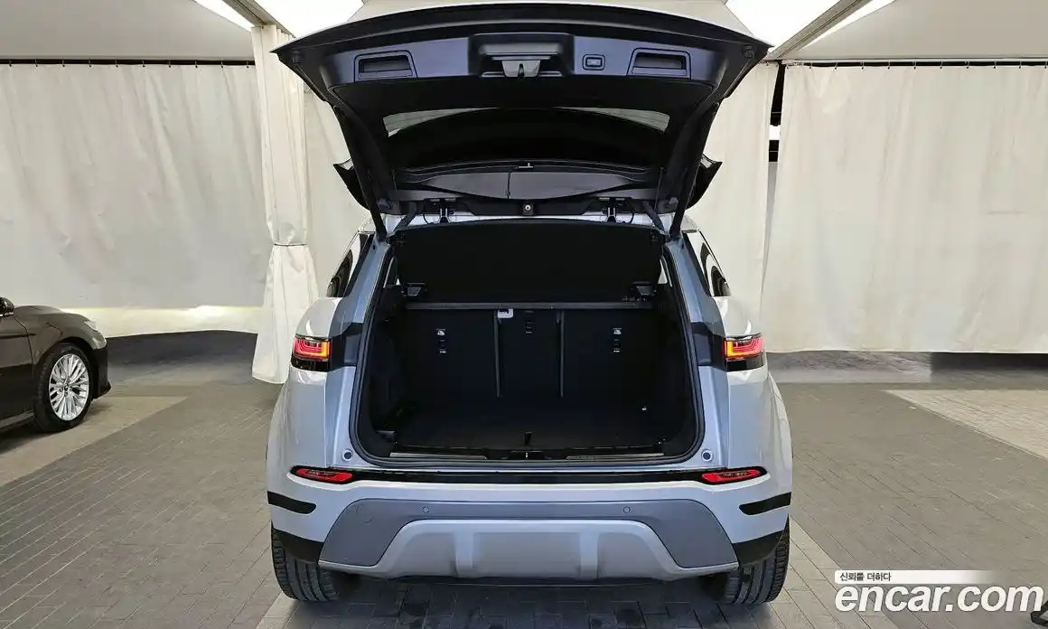 Land Rover Range-Rover Evoque 2020 2.0 Автомат в Москве № 213501, фото 9