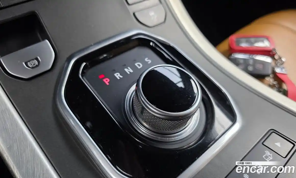 Land Rover Range-Rover Evoque 2016 2.0 Автомат в Москве № 213675, фото 7