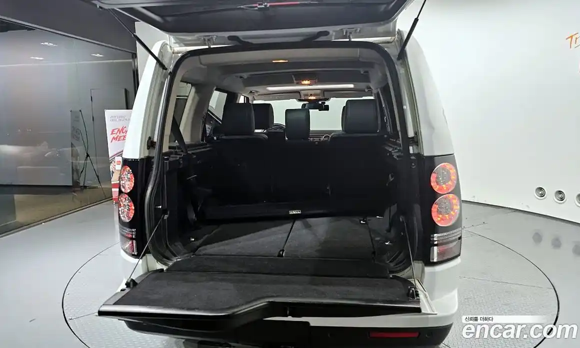 Land Rover Discovery 2016 3.0 Автомат в Москве № 213790, фото 15