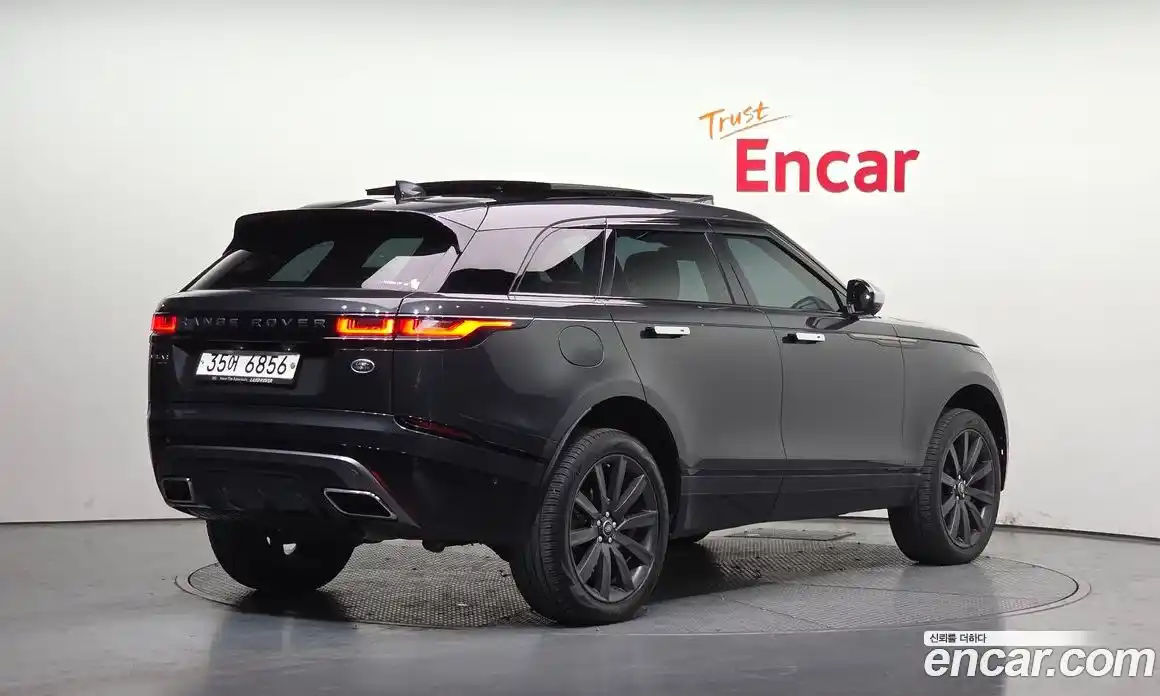 Land Rover Range-Rover Velar 2018 3.0 Автомат в Москве № 213791, фото 16