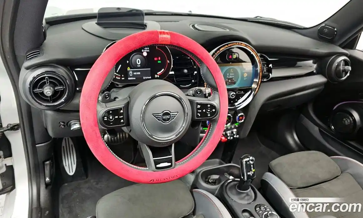 Mini Cooper 2023 2.0 Автомат в Москве № 213981, фото 3