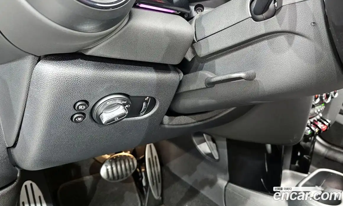 Mini Cooper 2023 2.0 Автомат в Москве № 213981, фото 8