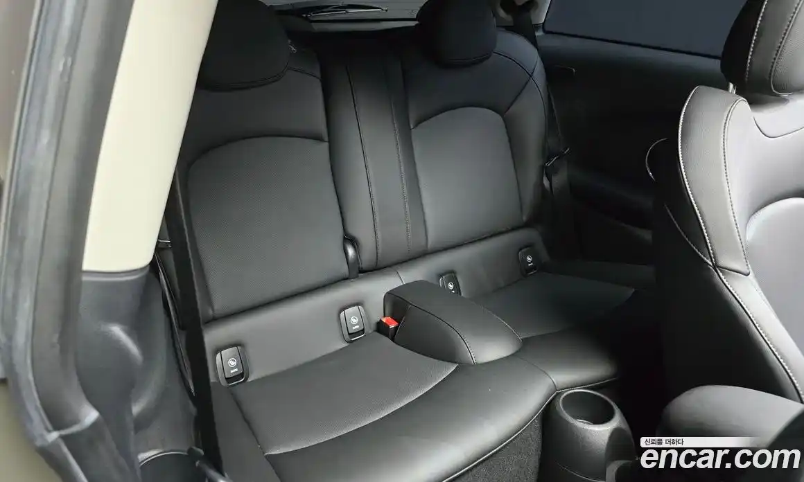 Mini Cooper 2020 2.0 Автомат в Москве № 214205, фото 5