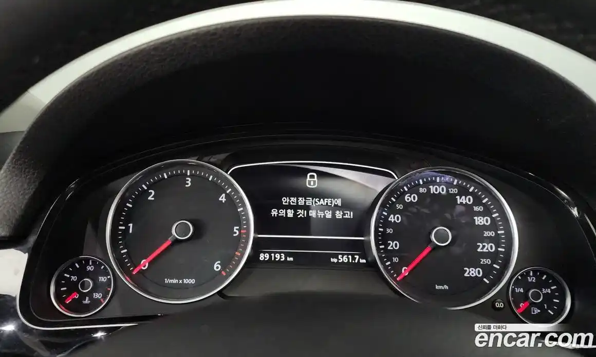 Volkswagen Touareg 2013 3.0 Автомат в Москве № 215198, фото 10