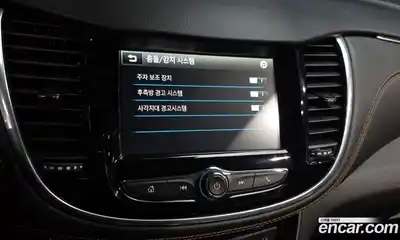 Chevrolet Trax 2019 1.4 Автомат в Москве № 217554, миниатюра 4