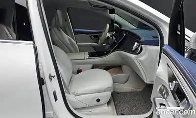 Mercedes-Benz EQE 2024 0.3 Автомат в Москве № 218028, миниатюра 11