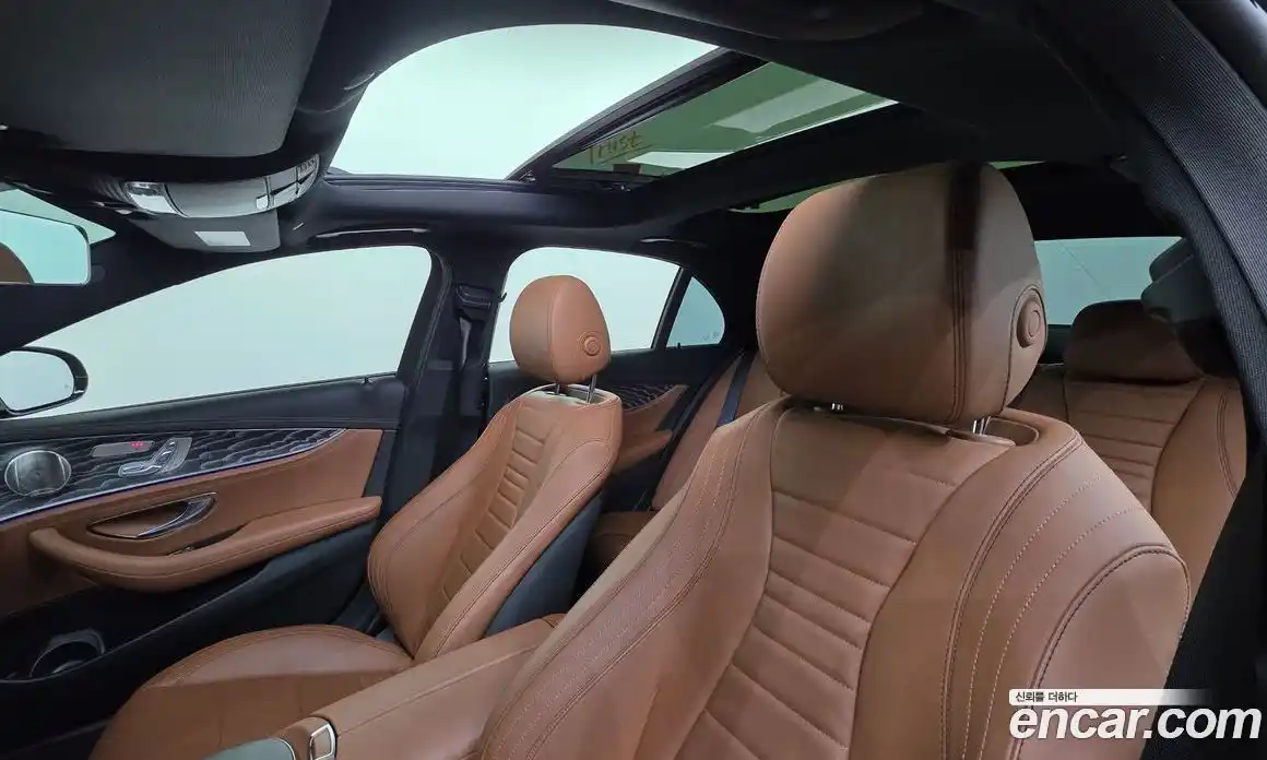 Mercedes-Benz E-Class 2021 2.0 Автомат в Москве № 221477, фото 17