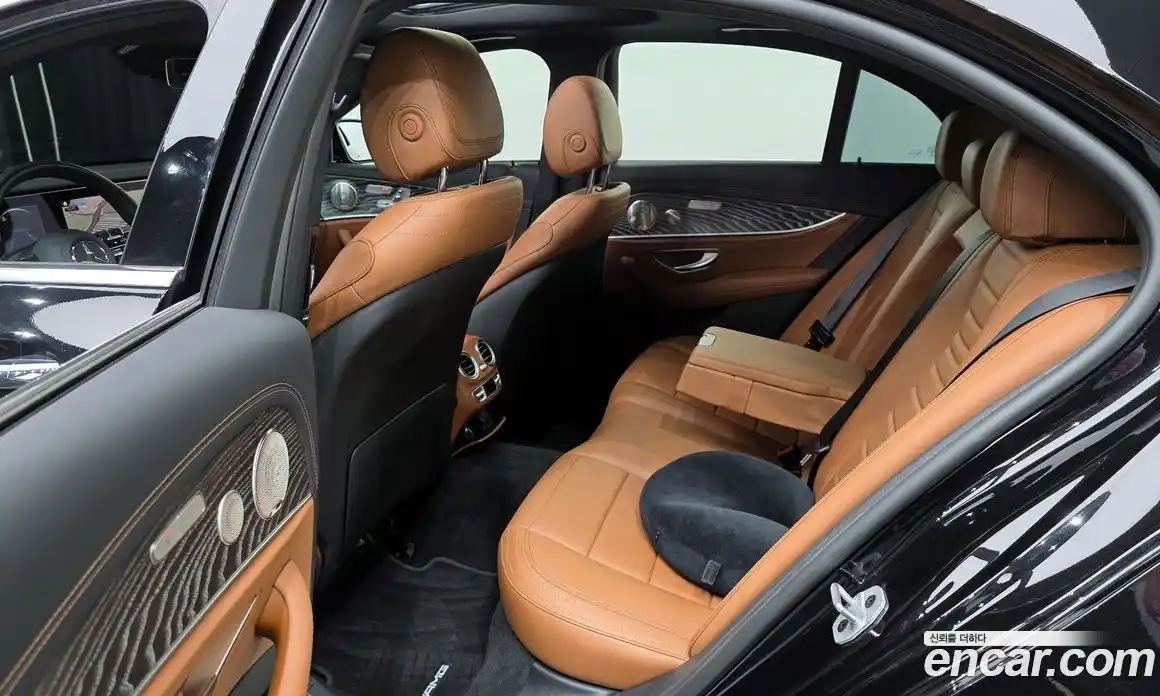 Mercedes-Benz E-Class 2021 2.0 Автомат в Москве № 221477, фото 18