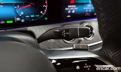 Mercedes-Benz E-Class 2021 2.0 Автомат в Москве № 221798, миниатюра 3