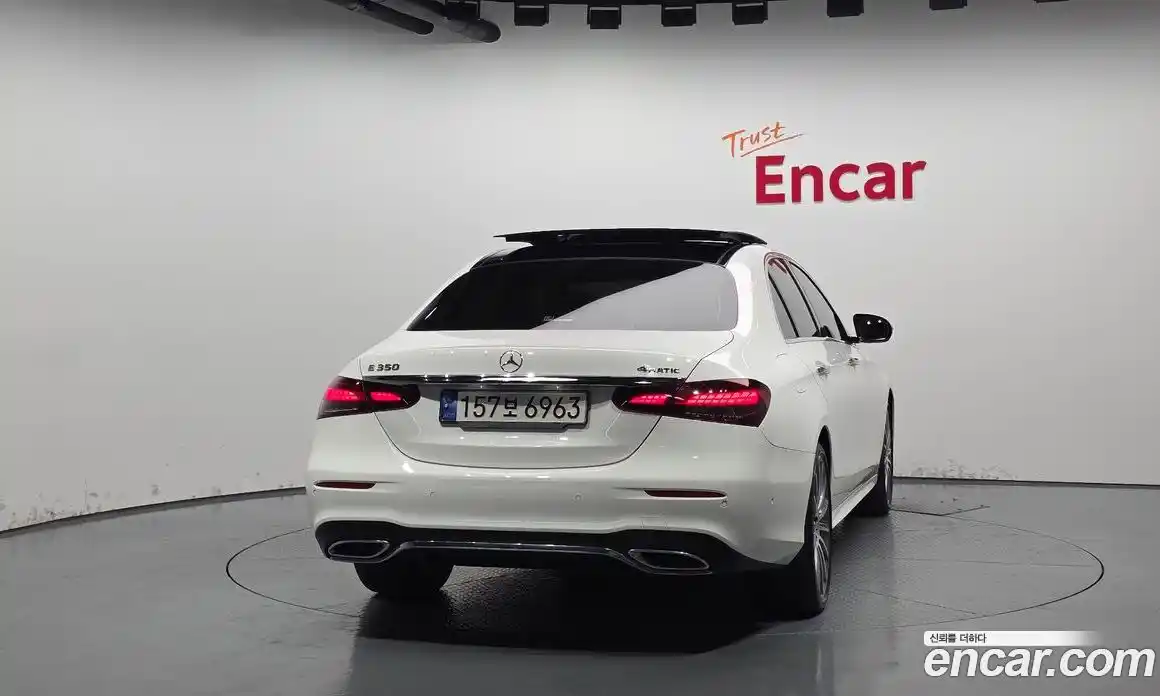 Mercedes-Benz E-Class 2021 2.0 Автомат в Москве № 221798, фото 7