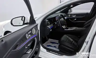 Mercedes-Benz E-Class 2021 2.0 Автомат в Москве № 221798, миниатюра 9