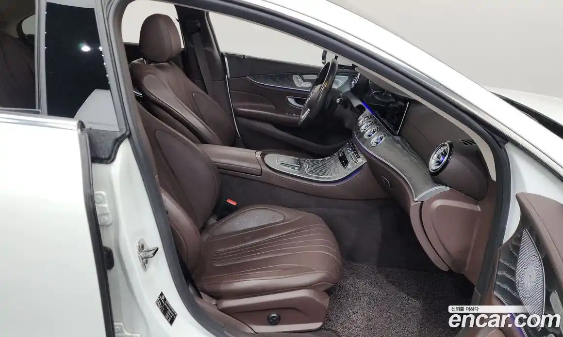 Mercedes-Benz CLS-Class 2021 3.0 Автомат в Москве № 221910, фото 6