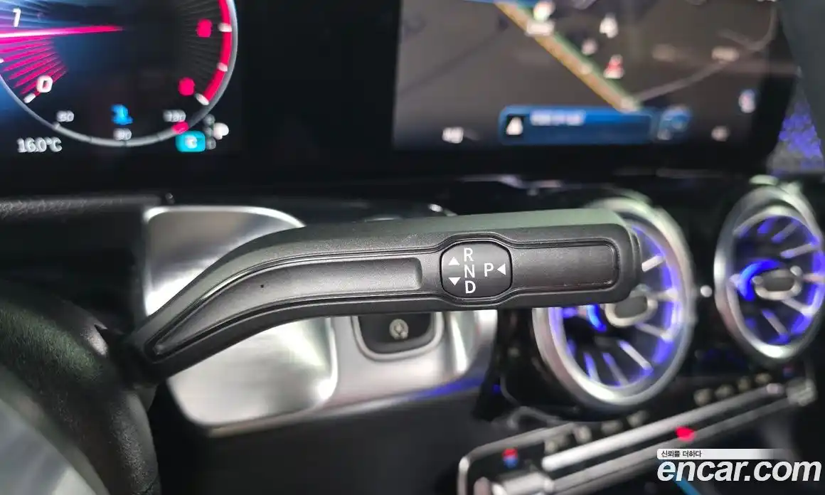 Mercedes-Benz GLB-Class 2024 1.9 Автомат в Москве № 222833, фото 17