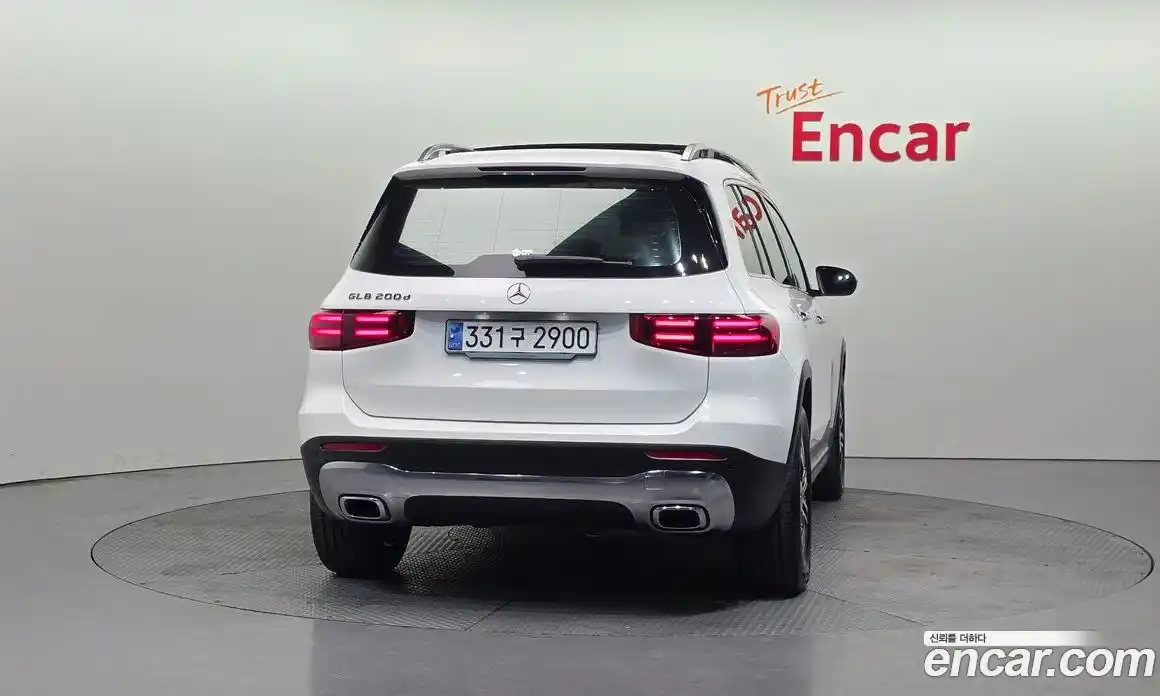 Mercedes-Benz GLB-Class 2024 1.9 Автомат в Москве № 222833, фото 3