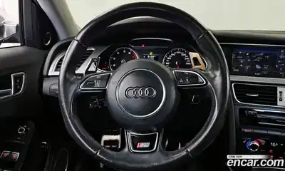 Audi A4, 2014