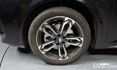 BMW X2 (F39) 2025 2.0 Автомат в Москве № 227737, миниатюра 3