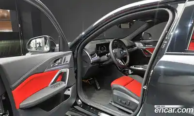 BMW X2 (F39) 2025 2.0 Автомат в Москве № 227737, миниатюра 4