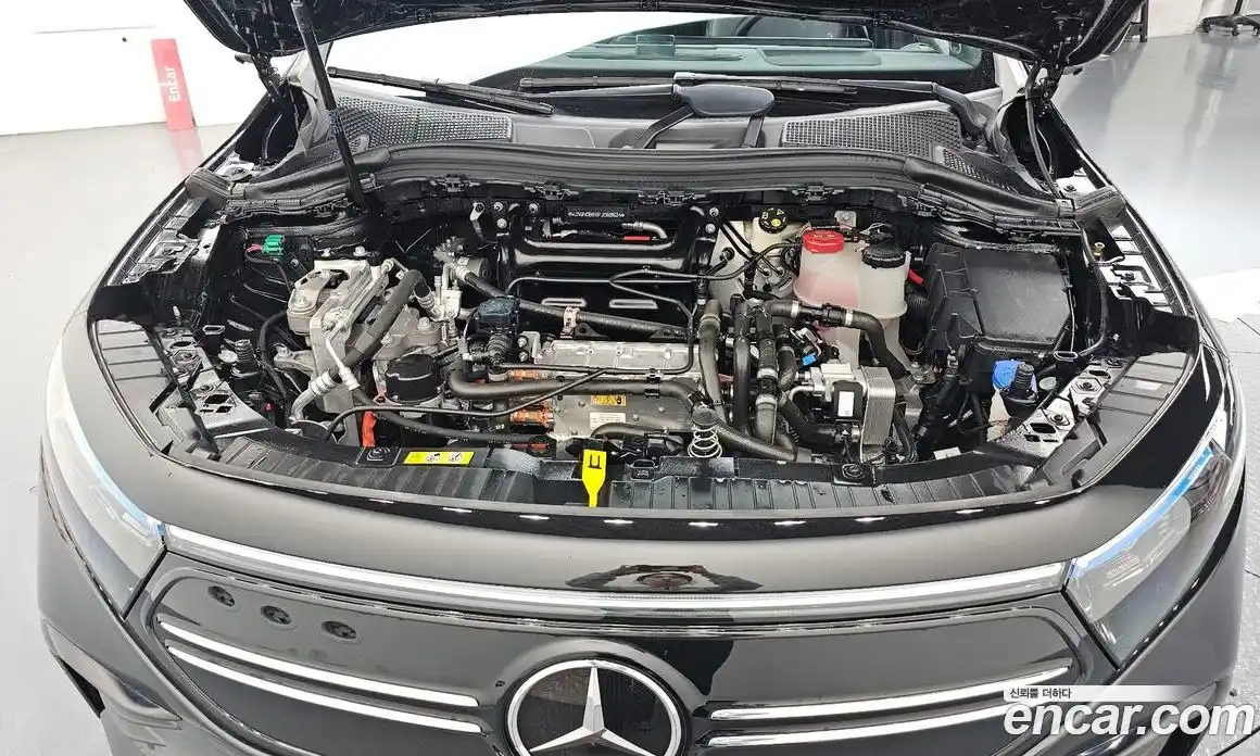 Mercedes-Benz EQA 2023 0.2 Автомат в Москве № 229374, фото 16