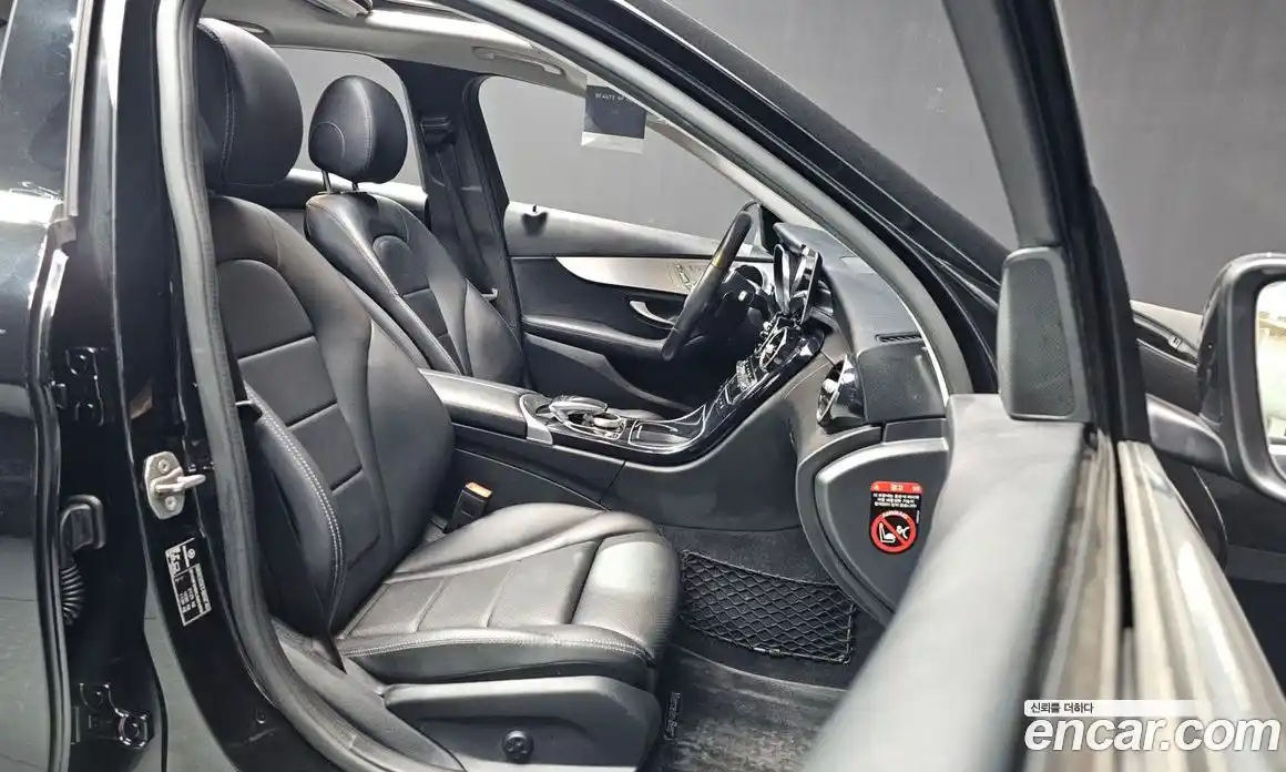 Mercedes-Benz C-Class 2020 2.0 Автомат в Москве № 229400, фото 17