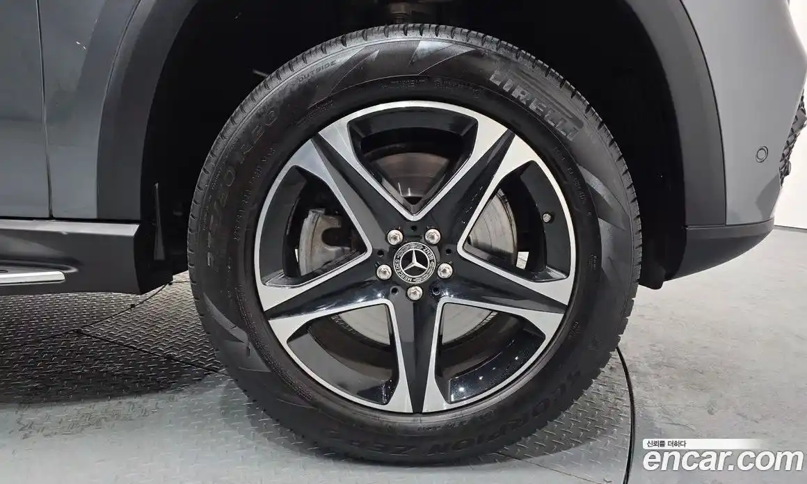 Mercedes-Benz GLE-Class 2022 2.0 Автомат в Москве № 229513, фото 20