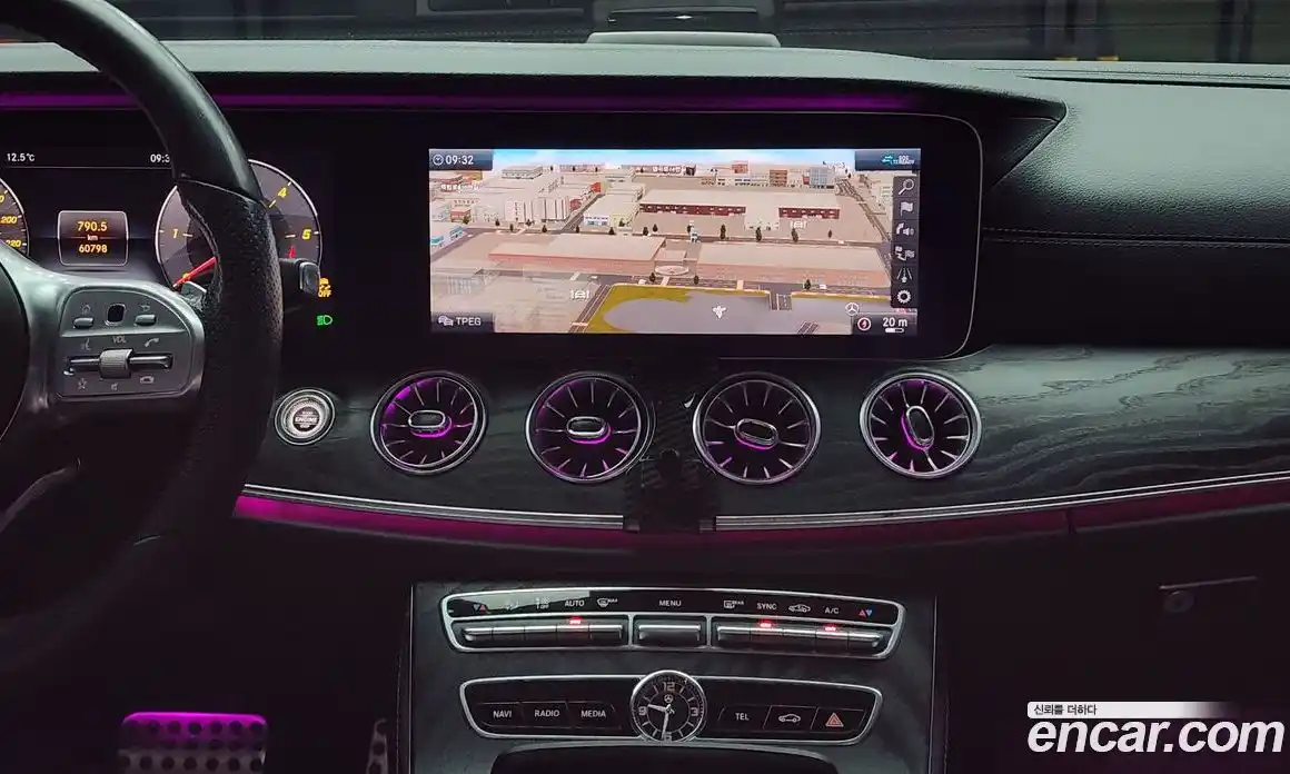 Mercedes-Benz E-Class 2020 1.9 Автомат в Москве № 229520, фото 11