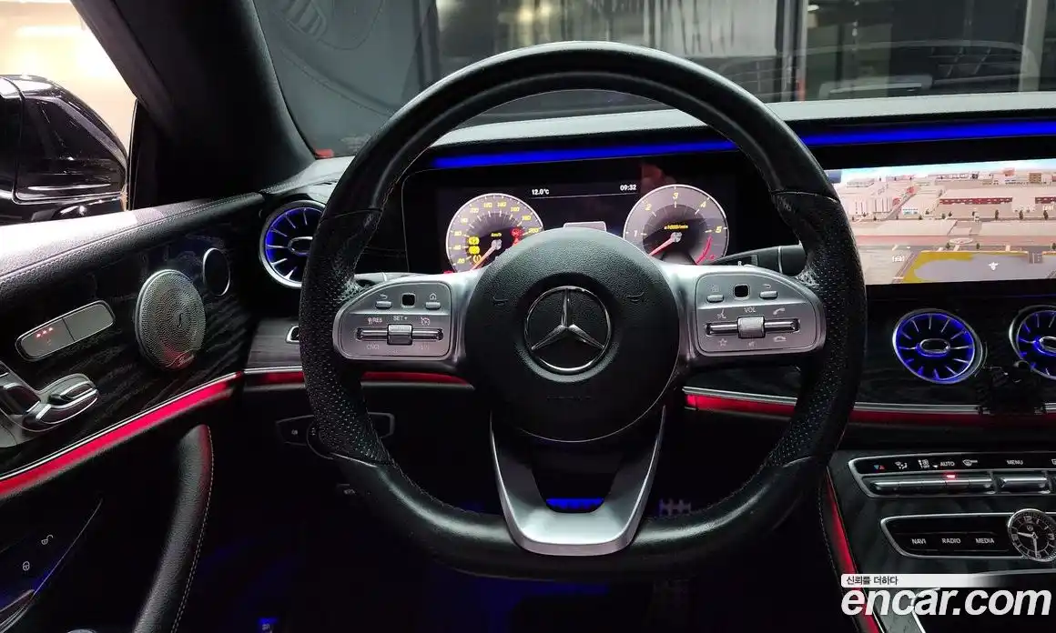 Mercedes-Benz E-Class 2020 1.9 Автомат в Москве № 229520, фото 16