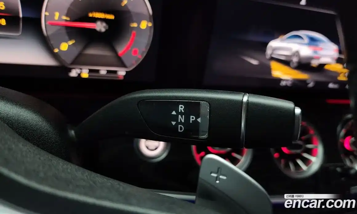 Mercedes-Benz E-Class 2020 1.9 Автомат в Москве № 229520, фото 17