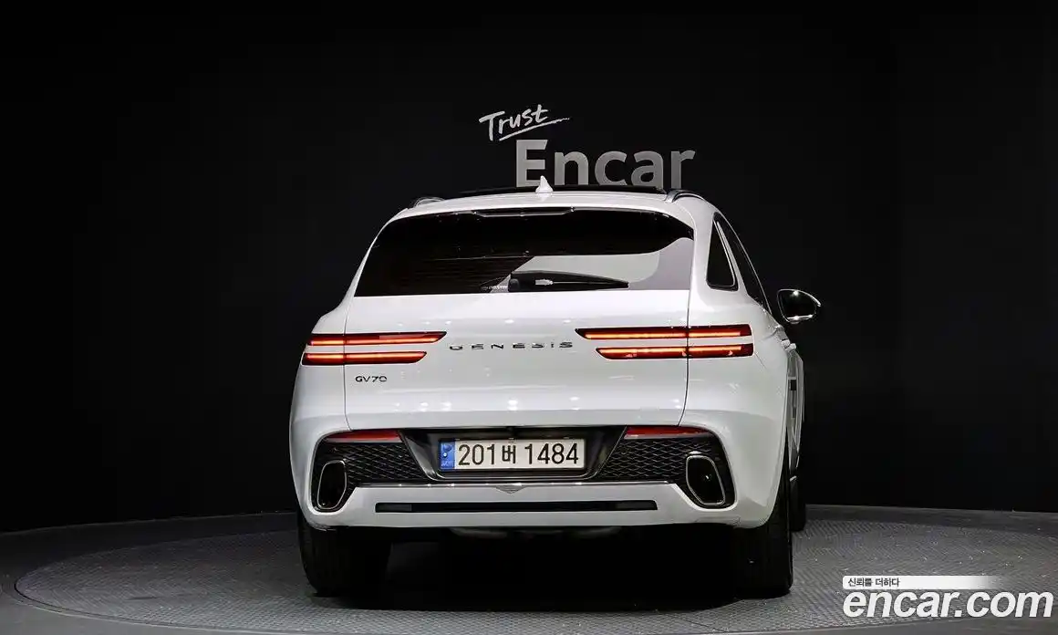 Genesis GV70 2021 2.5 Автомат в Москве № 23018, фото 4