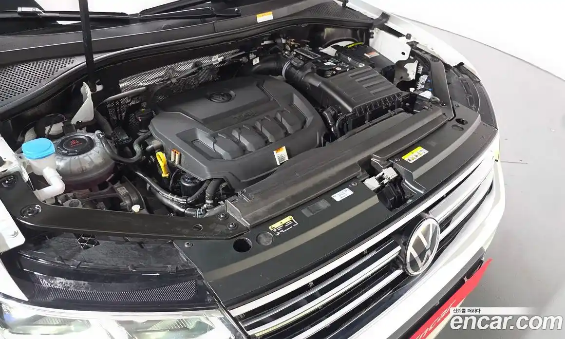 Volkswagen Tiguan 2022 2.0 Автомат в Москве № 232072, фото 20