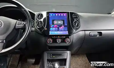 Volkswagen Tiguan 2015 2.0 Автомат в Москве № 232231, миниатюра 2