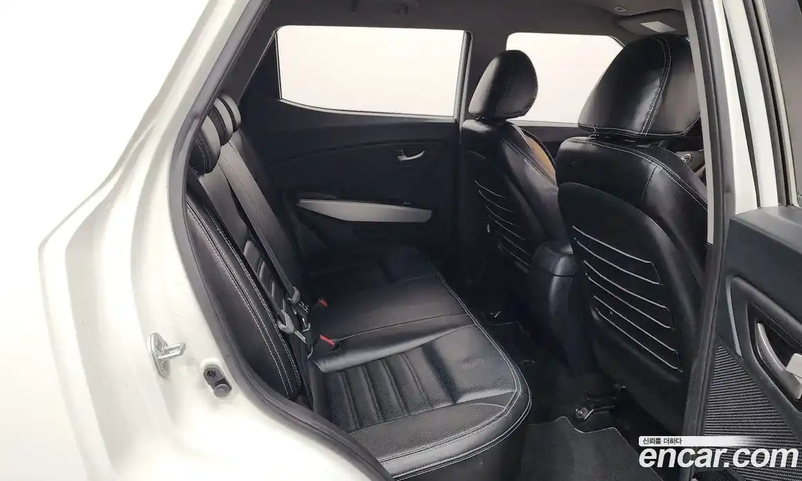 SsangYong TIBOLI 2016 1.6 Автомат в Москве № 23227, фото 16