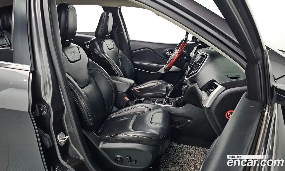 Jeep Cherokee 2017 2.4 Автомат в Москве № 232467, фото 15