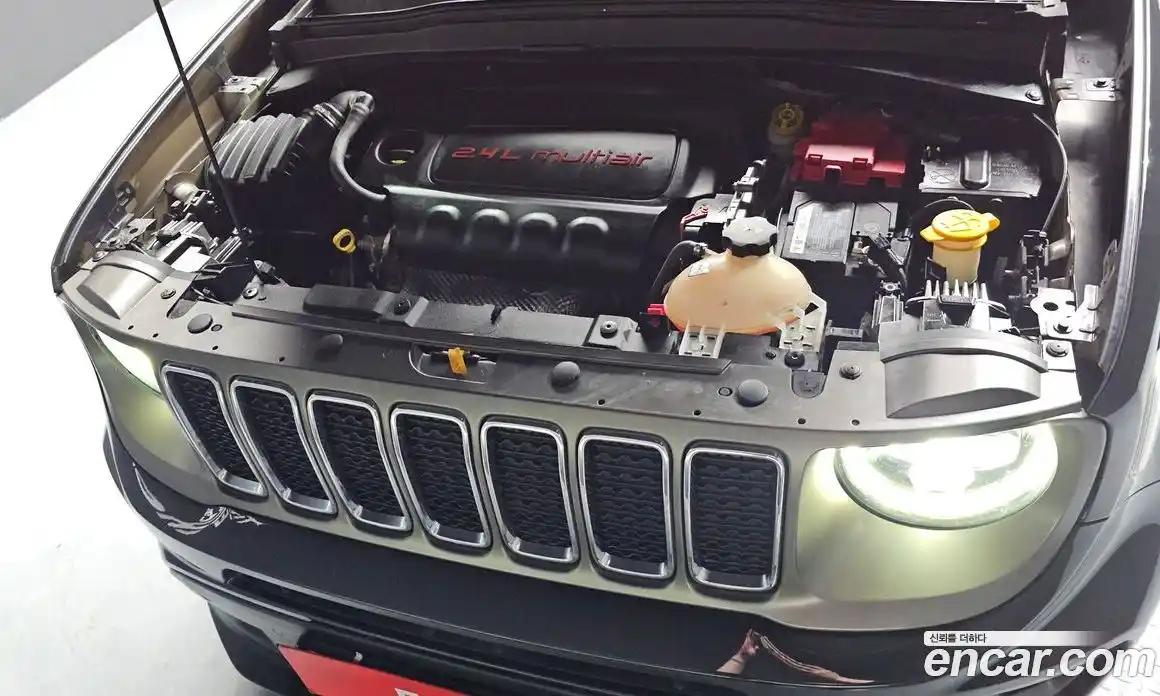 Jeep Renegade 2020 2.4 Автомат в Москве № 232632, фото 14