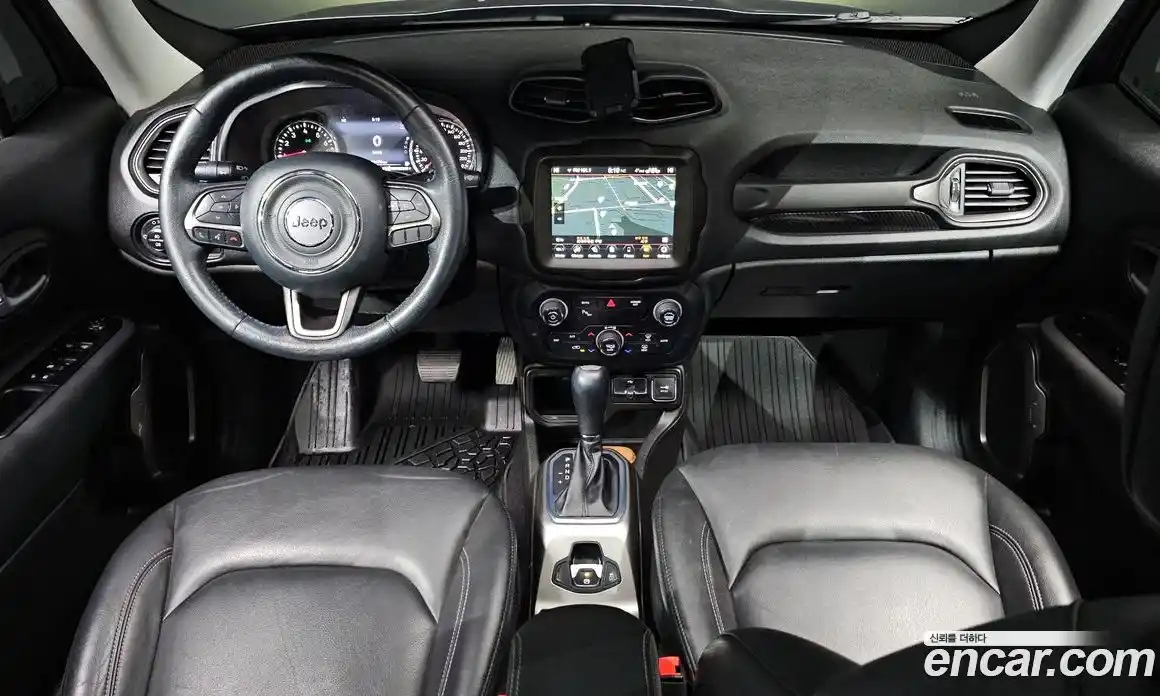 Jeep Renegade 2020 2.4 Автомат в Москве № 232632, фото 17