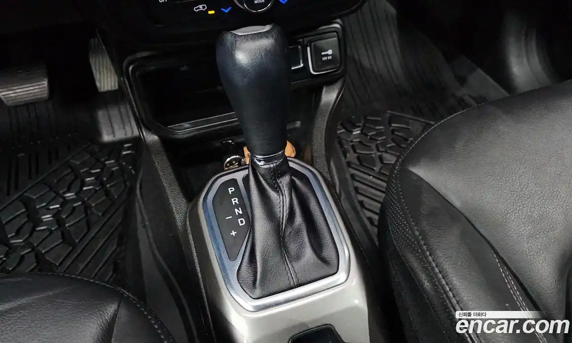 Jeep Renegade 2020 2.4 Автомат в Москве № 232632, фото 8