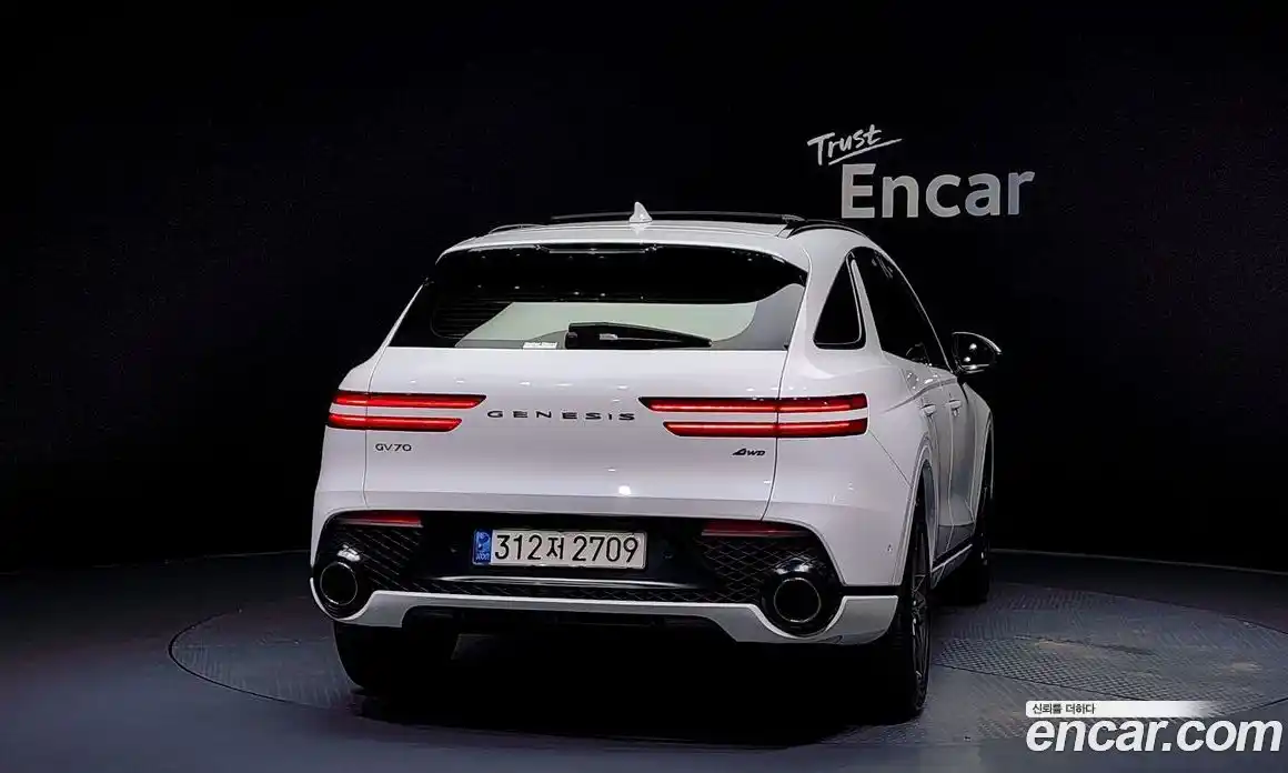 Genesis GV70 2021 2.5 Автомат в Москве № 23345, фото 18