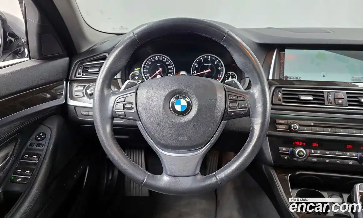 BMW 5-Series 2016 2.0 Автомат в Москве № 234889, фото 9