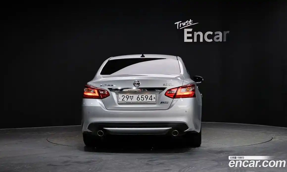 Nissan Altima 2017 2.5 Автомат в Москве № 238166, фото 14