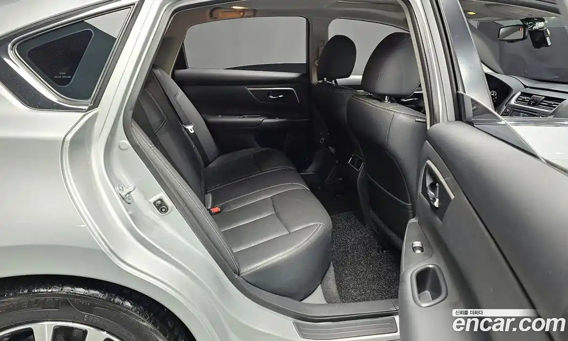 Nissan Altima 2017 2.5 Автомат в Москве № 238166, фото 18