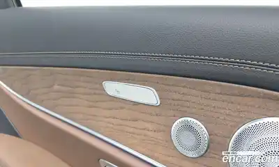 Mercedes-Benz E-Class, 2021