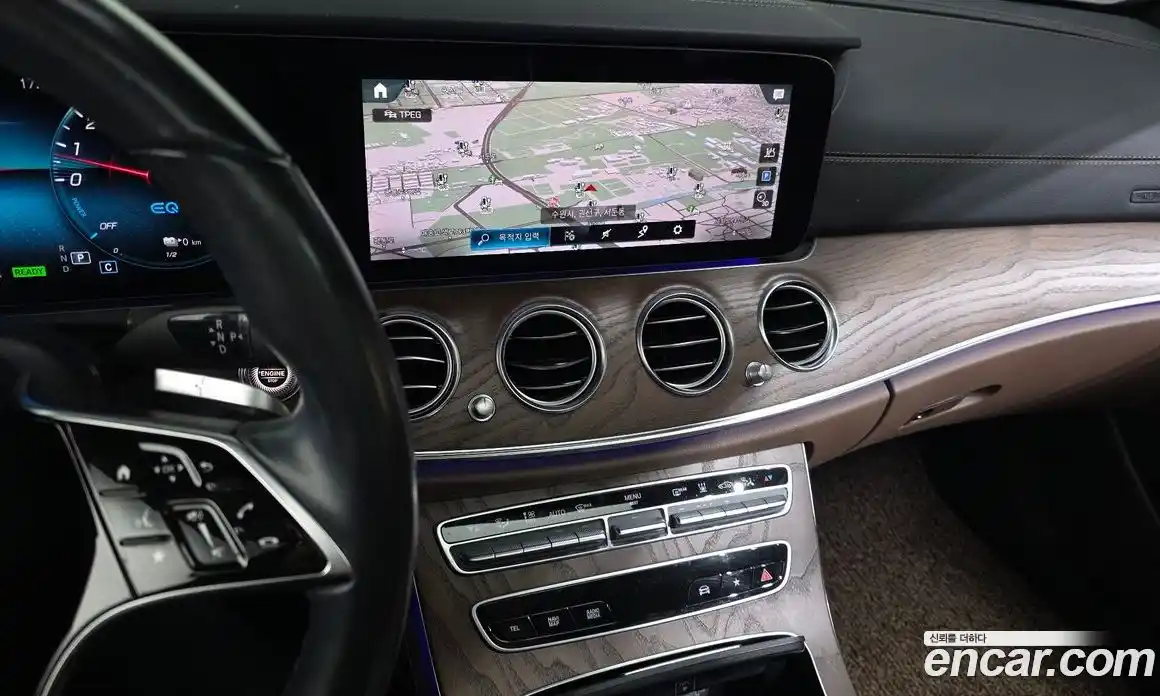 Mercedes-Benz E-Class 2021 2.0 Автомат в Москве № 241529, фото 18