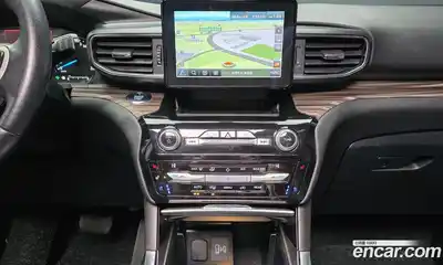 Ford Explorer 2021 2.3 Автомат в Москве № 255700, миниатюра 3