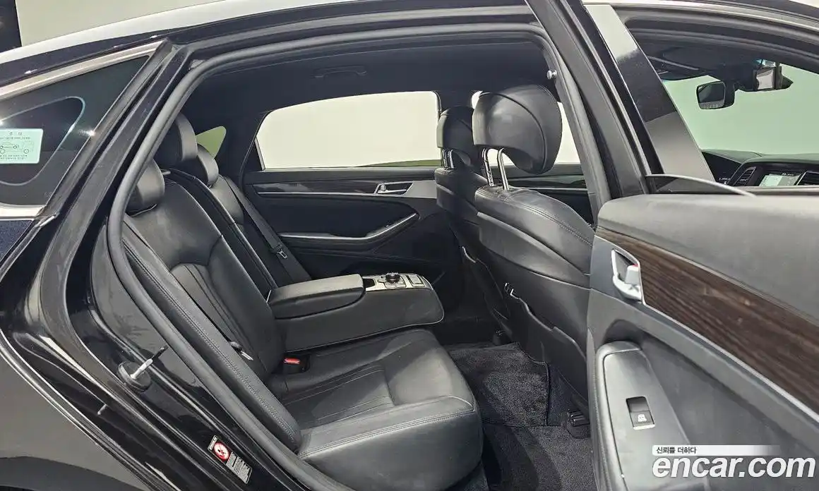 Genesis G80 2019 3.3 Автомат в Москве № 26229, фото 9